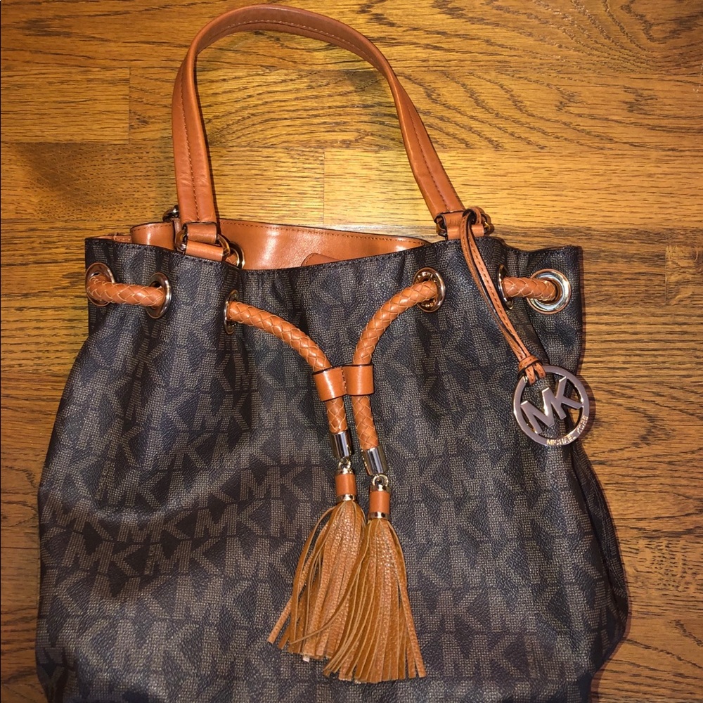 Michael Kors purse